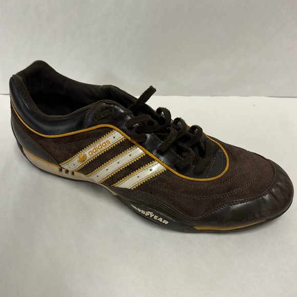 Adidas shoes - Picture 1 of 5